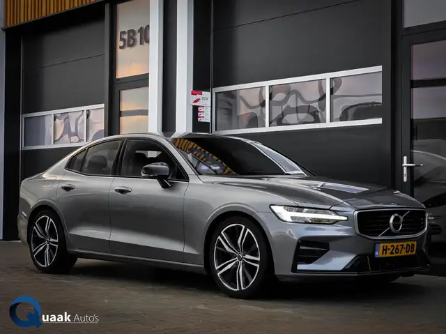 Volvo S60 2.0 T4 R-Design | LEDER | CARPLAY | MEMORY | LED |