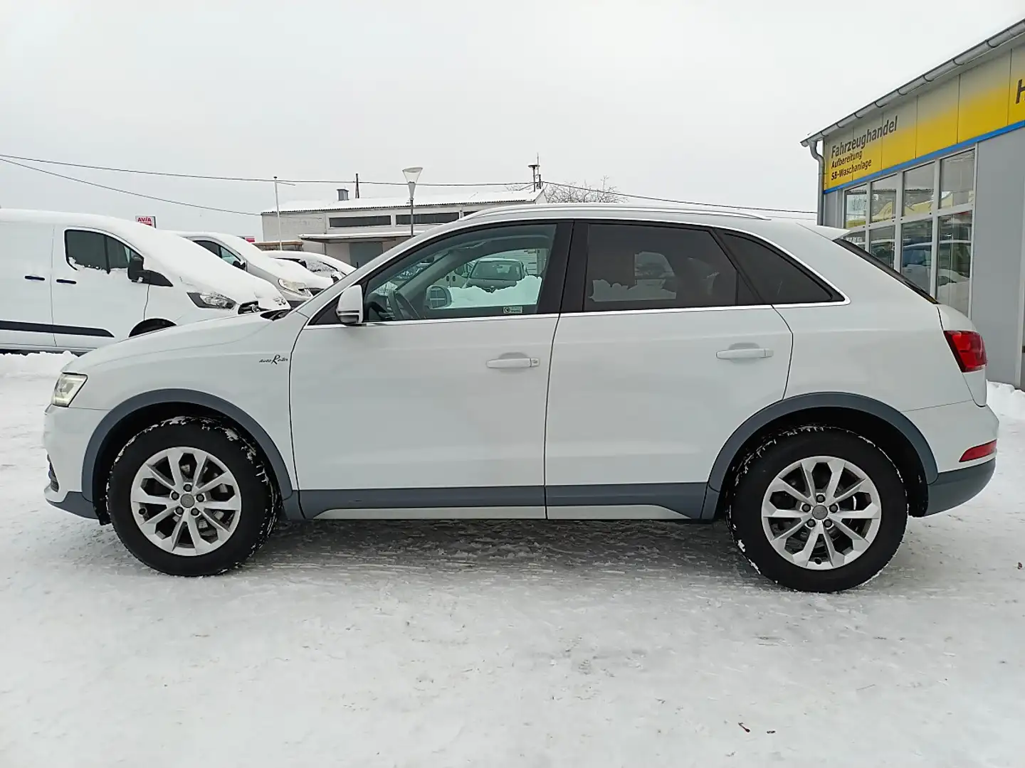 Audi Q3 2,0 TDI Intense quattro S-tronic *LED*PDC*Sitzh... Weiß - 2