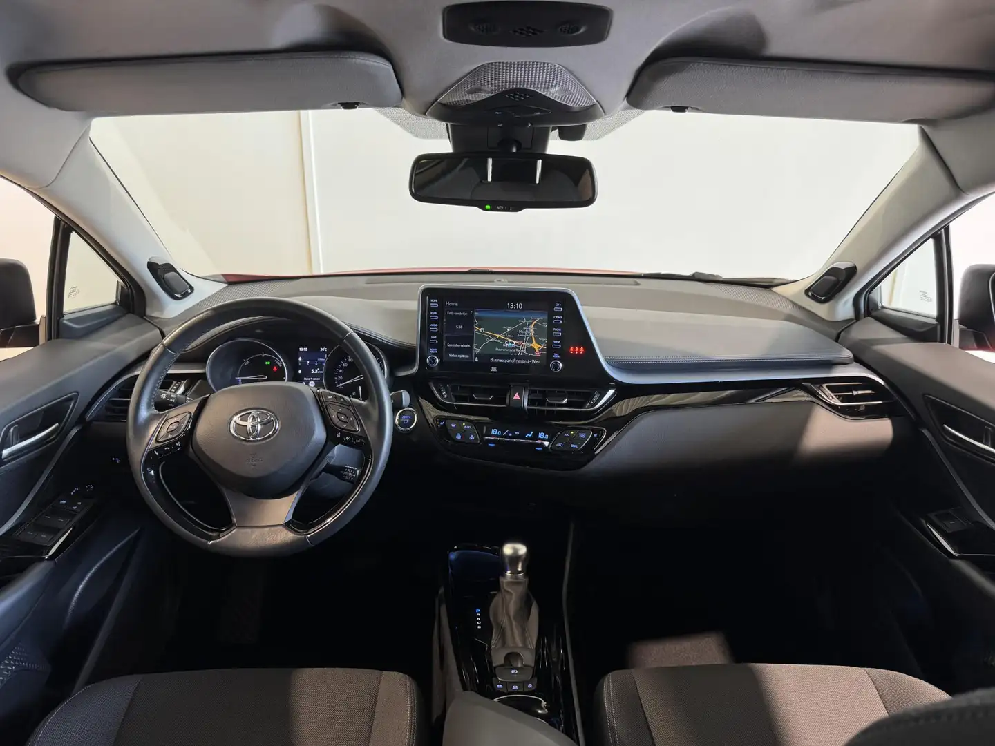 Toyota C-HR 1.8 Hybrid Style | Trekhaak | Carplay | Bi-Tone | Oranje - 2