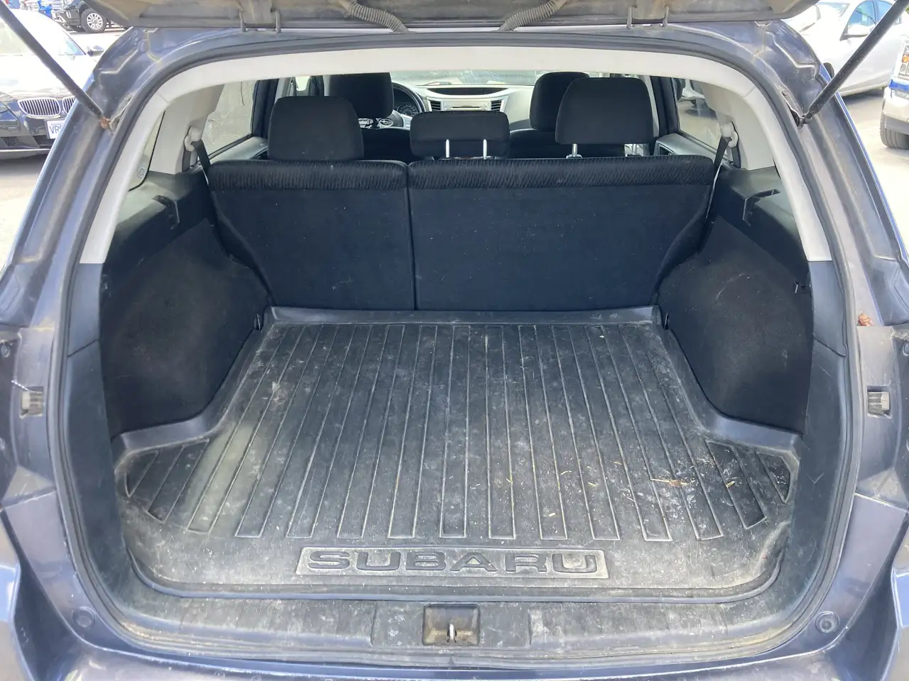 Subaru OUTBACK fotografie Subaru OUTBACK
