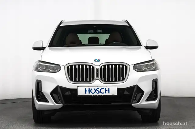 BMW X3 view 2