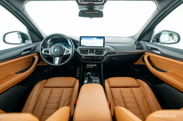 BMW X3 view 5