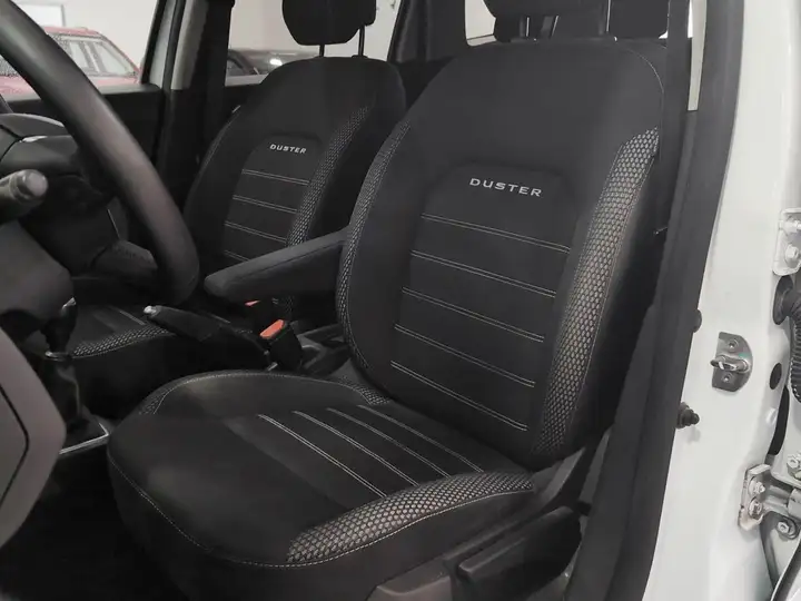 Dacia Duster 1.2 TCE Prestige 4x2 6V 2018, foto 23