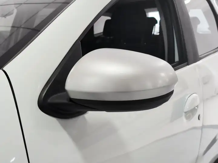 Dacia Duster 1.2 TCE Prestige 4x2 6V 2018, foto 24