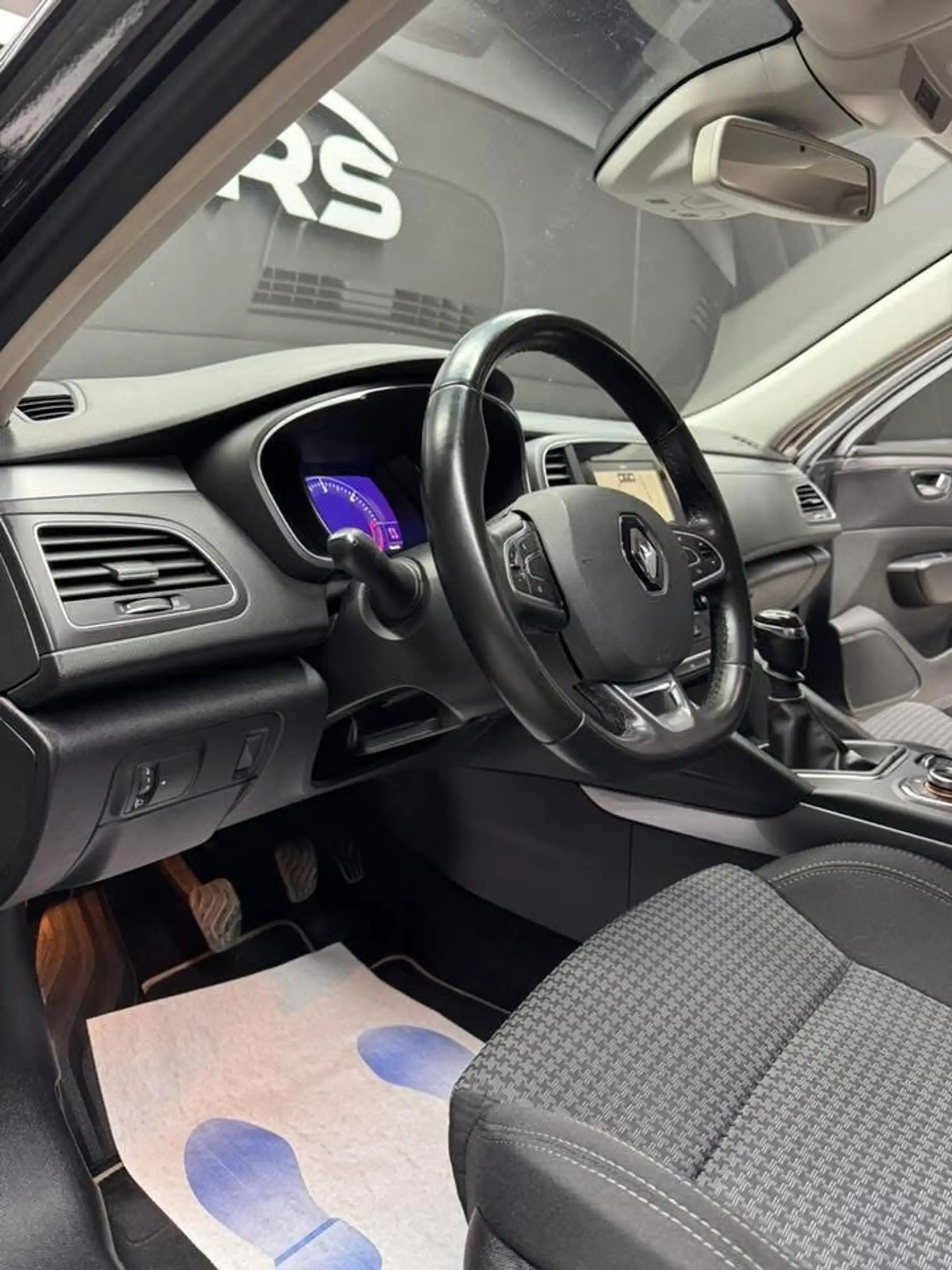 Renault Talisman Talisman SW 1.5 dCi **12 mois de garantie** — photo 8