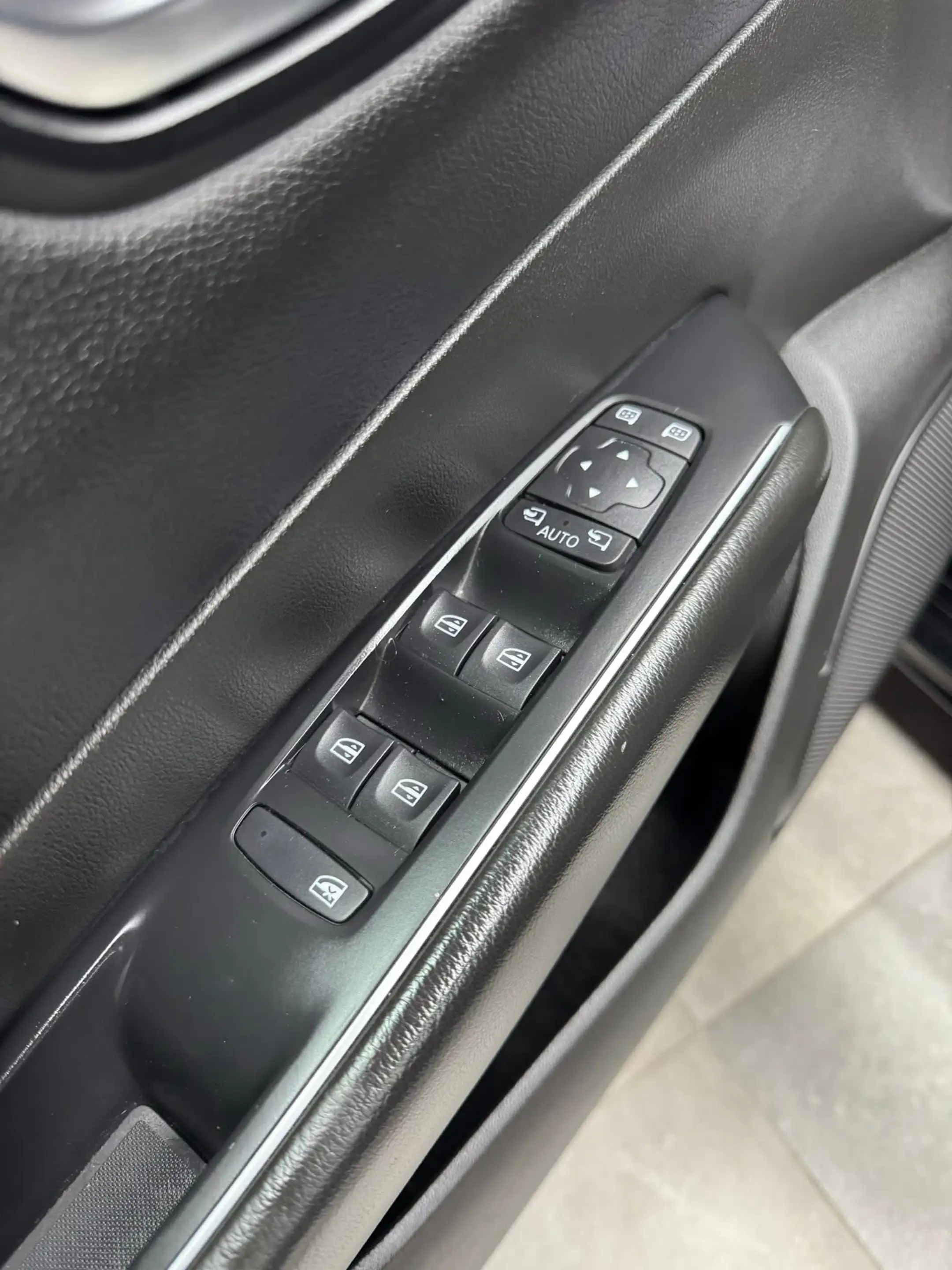 Renault Talisman Talisman SW 1.5 dCi **12 mois de garantie** — photo 9