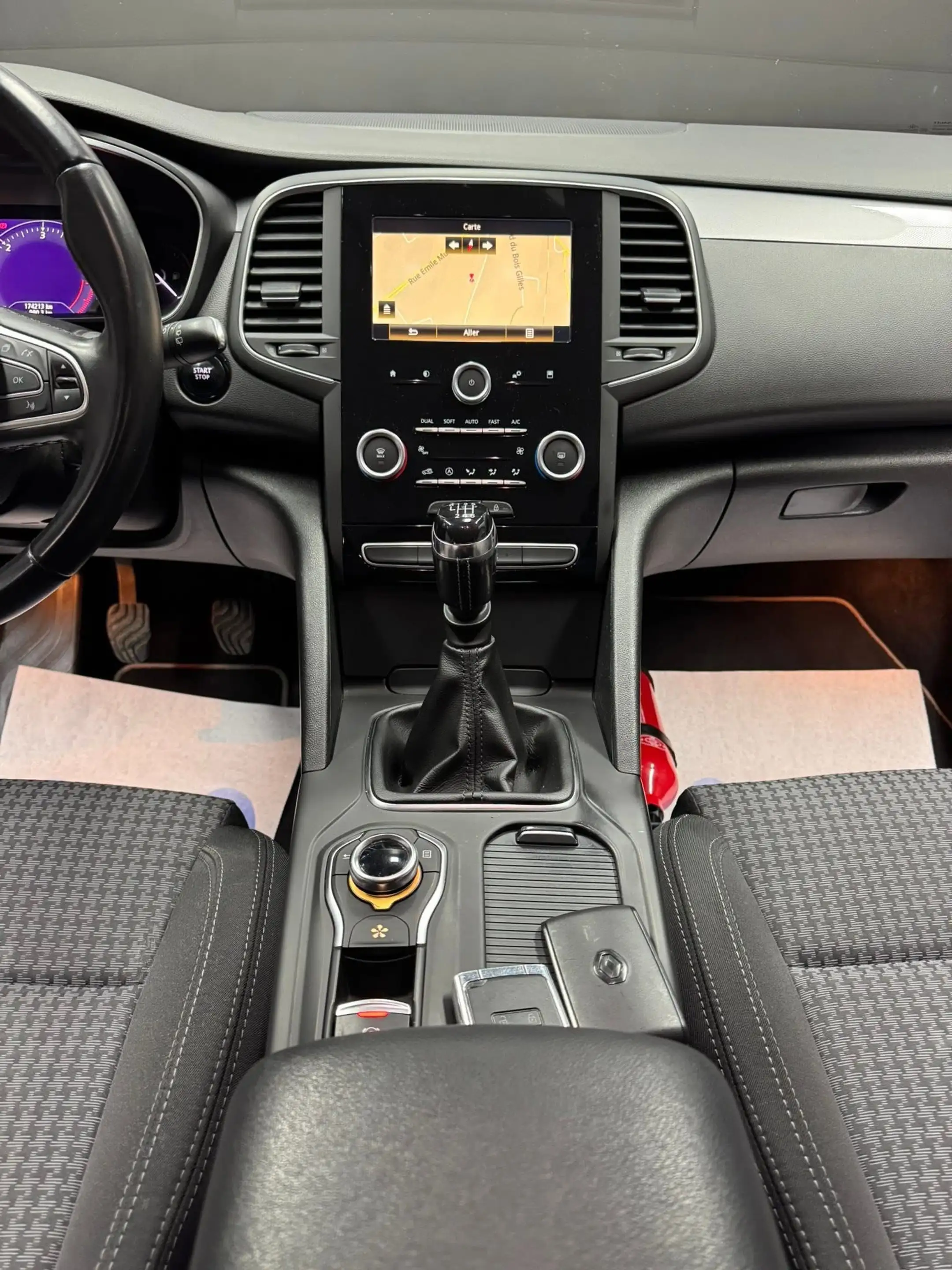 Renault Talisman Talisman SW 1.5 dCi **12 mois de garantie** — photo 13