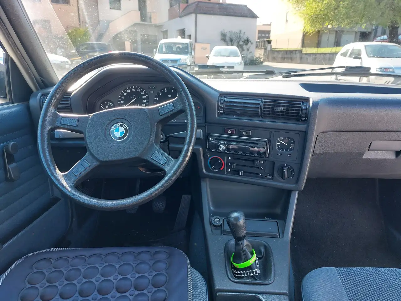 BMW 318i 4p, foto 7