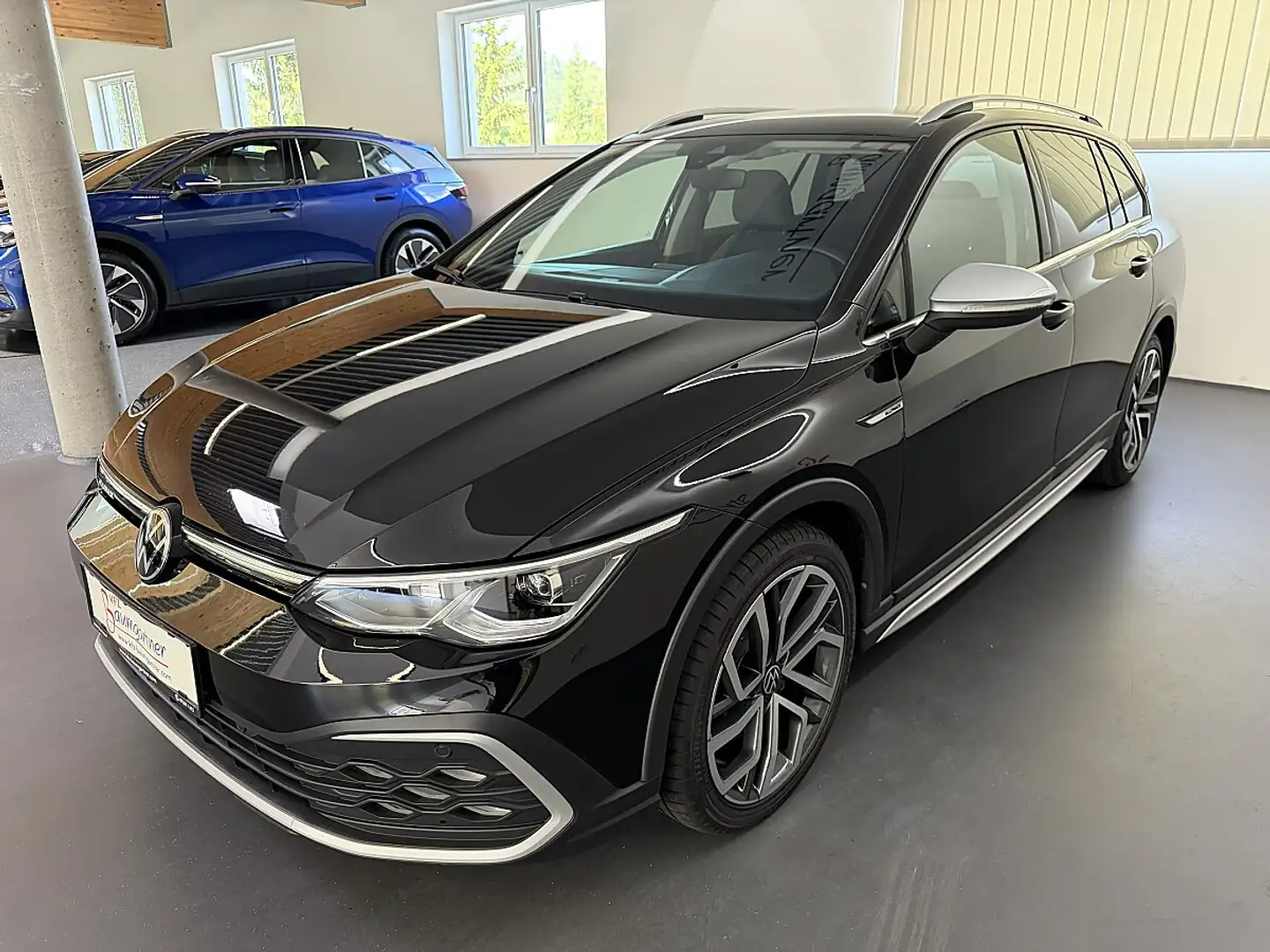 Volkswagen Golf Variant Golf 8 Variant Alltrack 2,0TDI DSG 4MOTION *Mat... Schwarz - 2