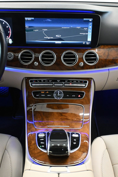 Mercedes-Benz E 450 4M AMG LINE *M-BEAM*HUD*S-DACH*360°*BURMES — photo 13