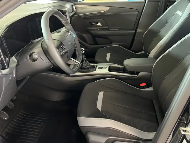Opel Mokka view 5