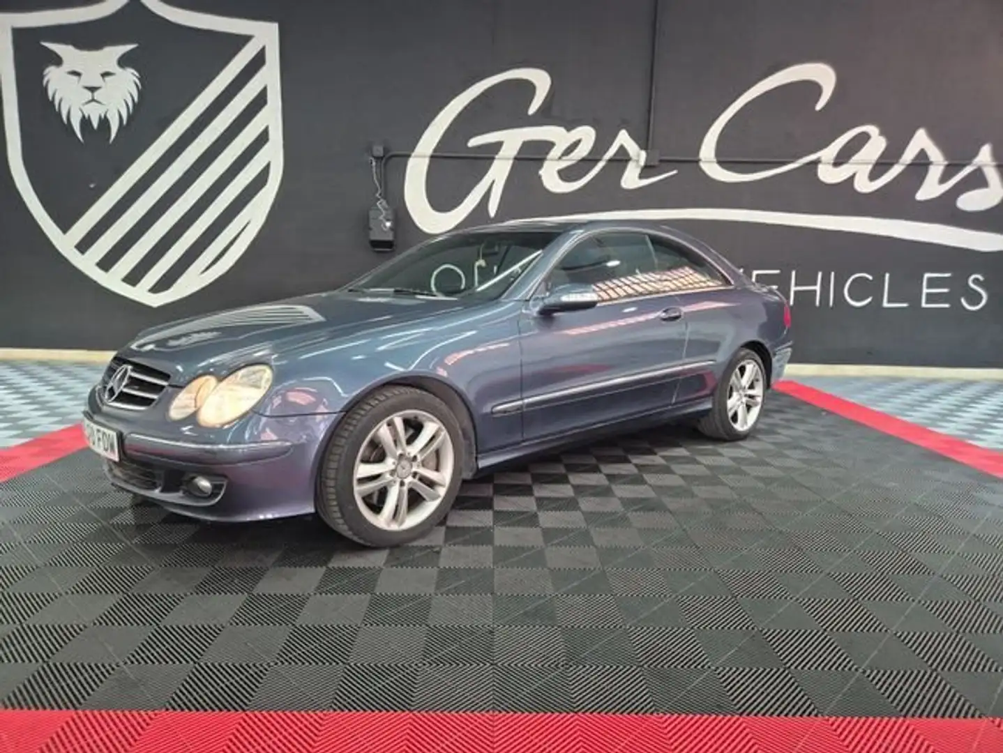 Mercedes-Benz CLK 200 320CDI AVANTGARDE 224CV AUT Gris - 1