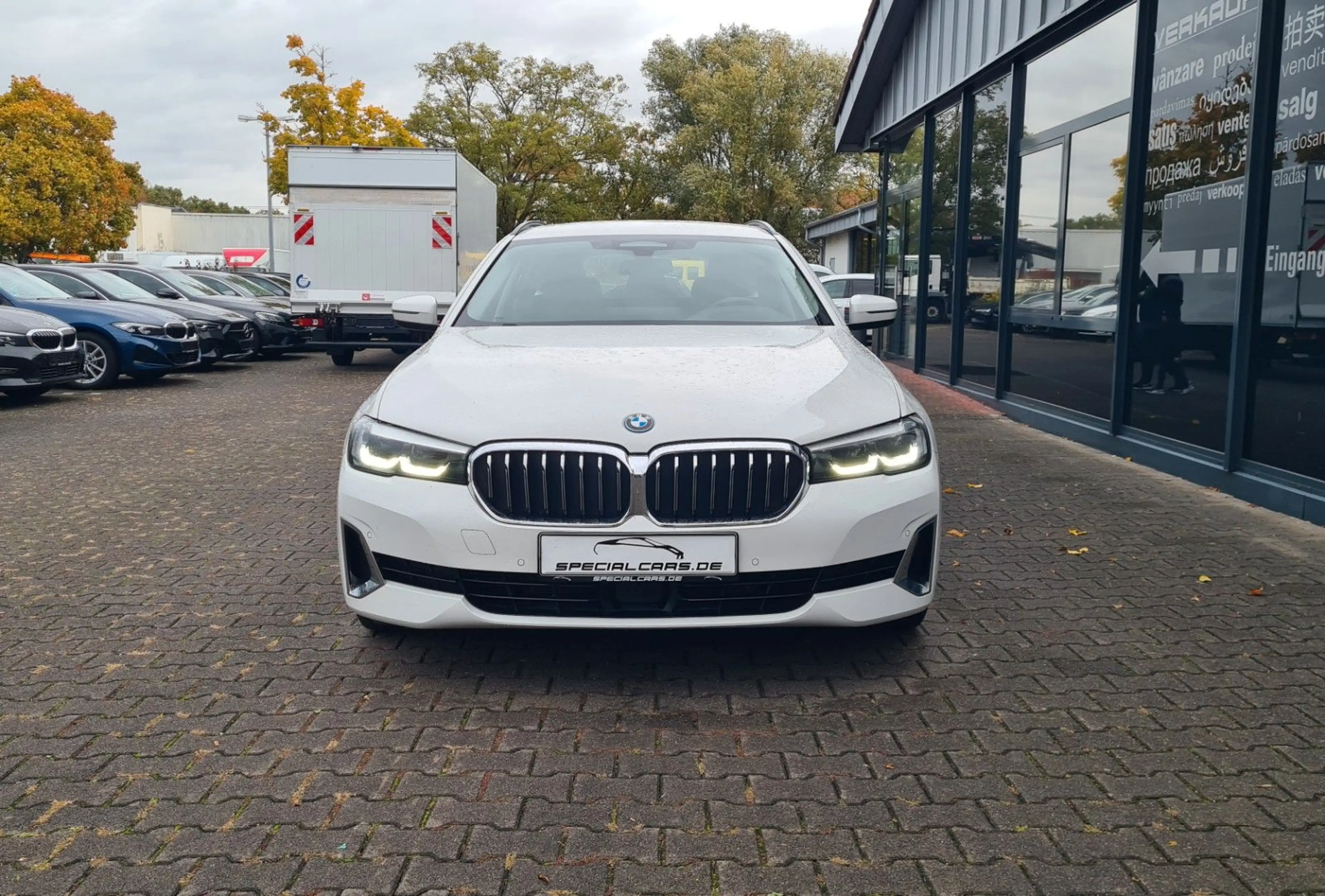 BMW 530 e xDrive Luxury Line - DriAssPro - HUD - — photo 2