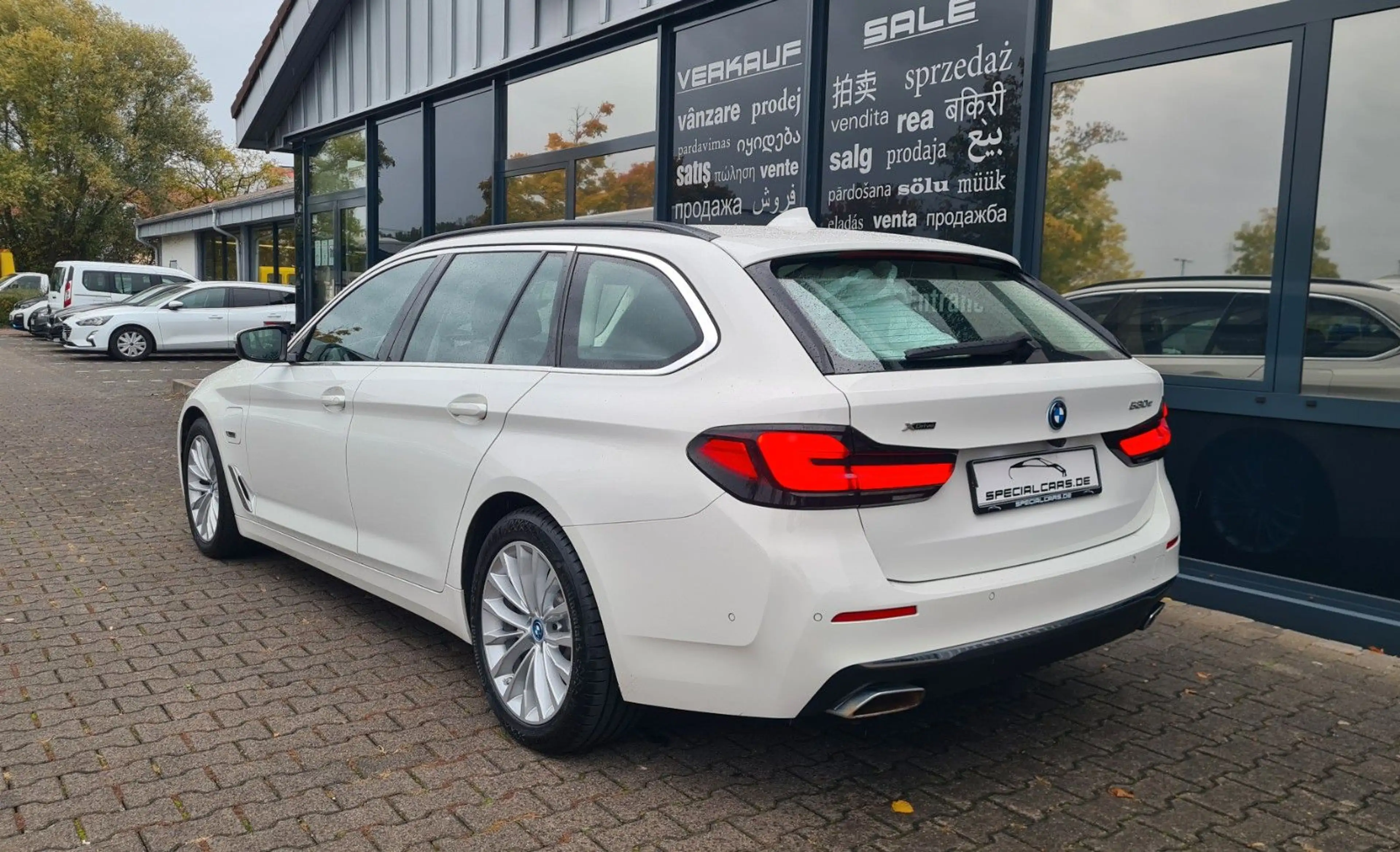 BMW 530 e xDrive Luxury Line - DriAssPro - HUD - — photo 5