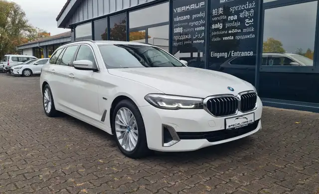 Bmw 530 e xDrive Luxury Line DriAssPro HUD