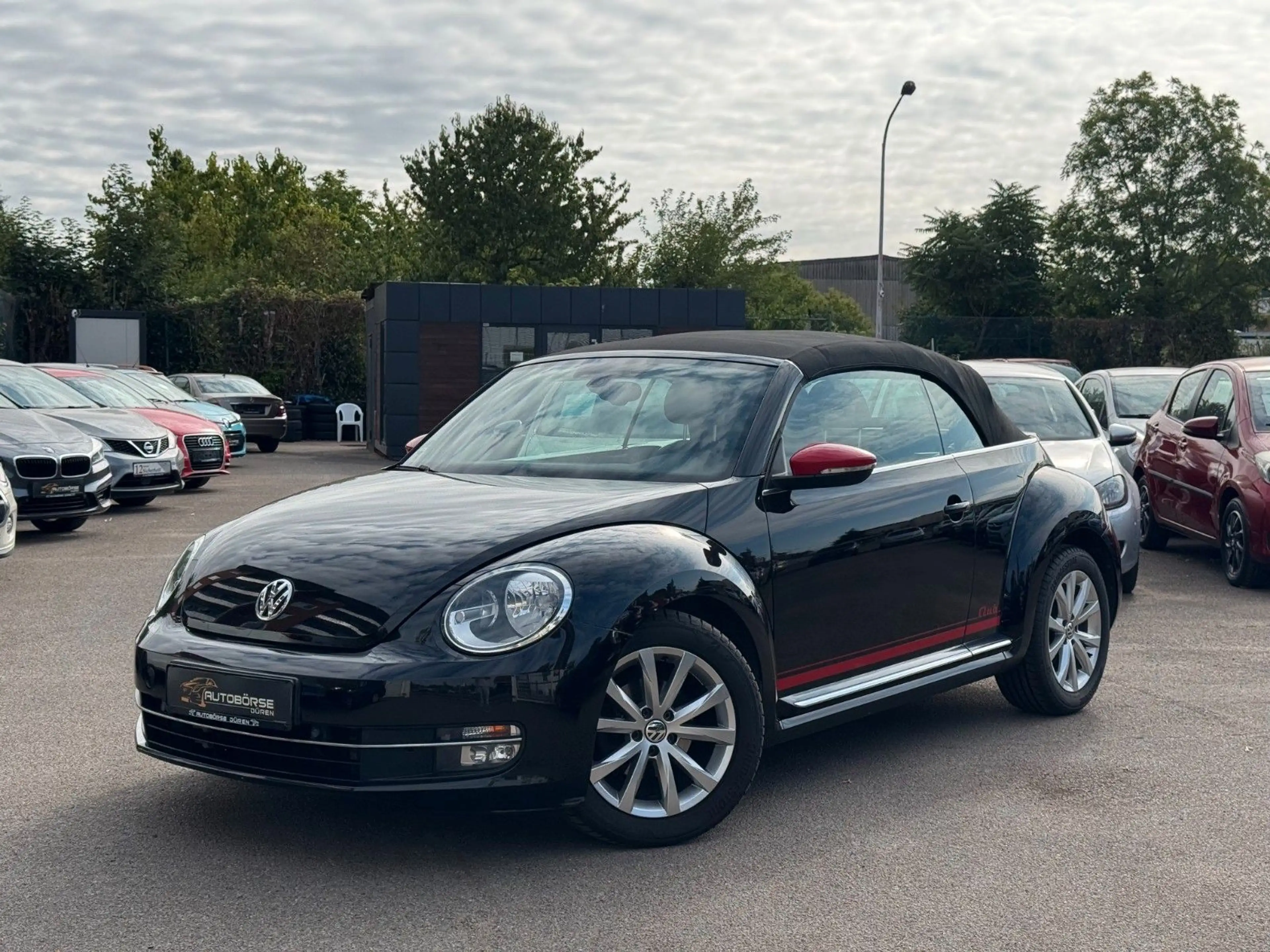 Volkswagen Beetle Cabriolet Club BMT SHZ/PDC/Sportpacket