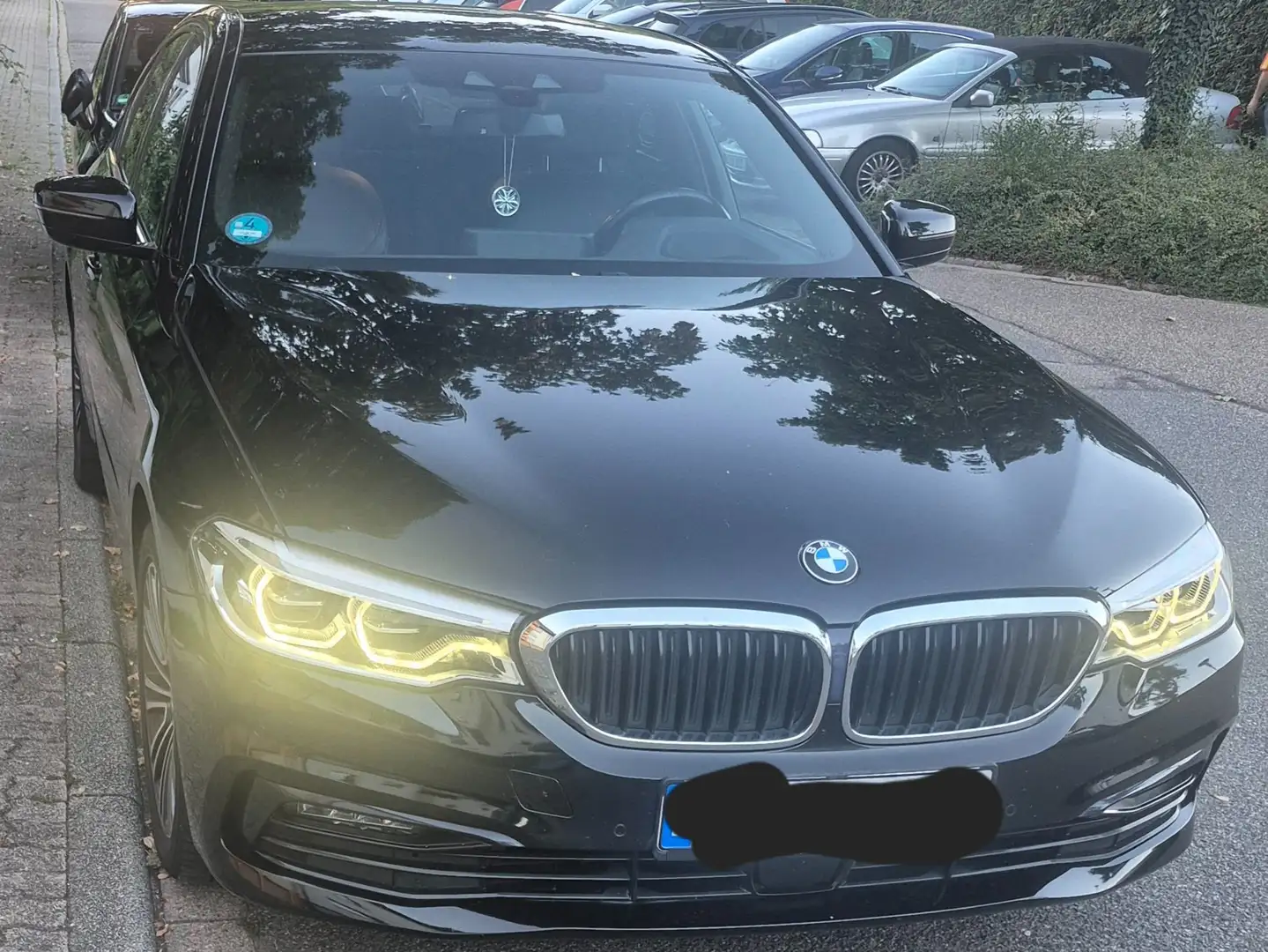 BMW 520 520d Efficient Dynamics Edition Aut. Sport Line Schwarz - 1