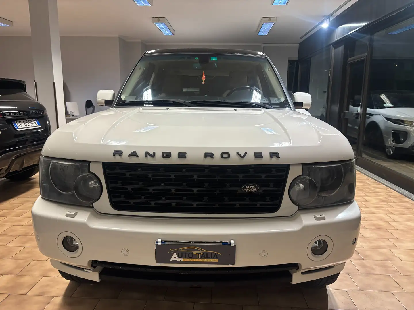 Land Rover Range Rover 3.6 tdV8 Vogue auto*GANCIO TRAINO * Blanc - 2