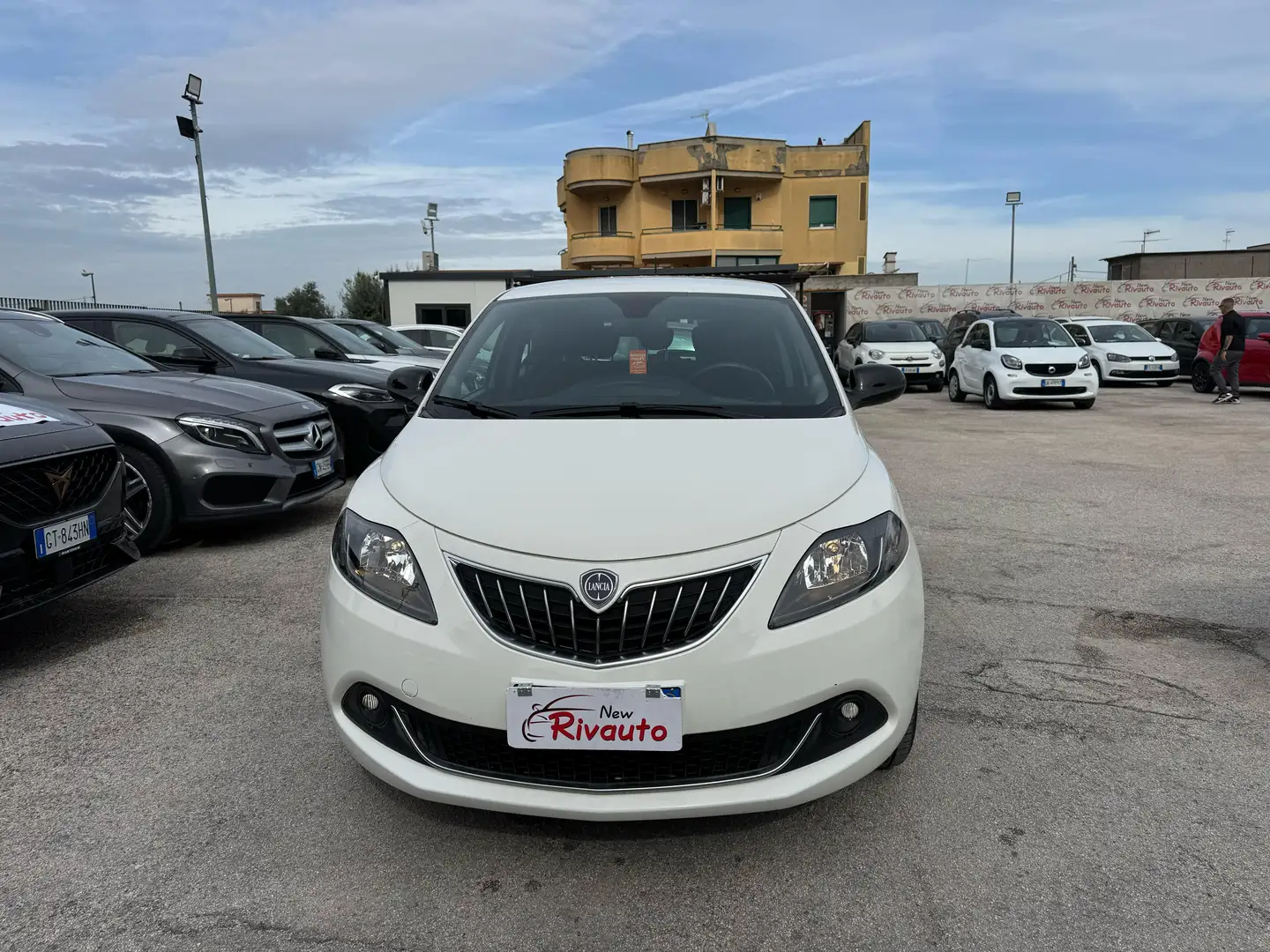 Lancia Ypsilon Ypsilon 1.0 firefly hybrid Gold Plus s Bianco - 1