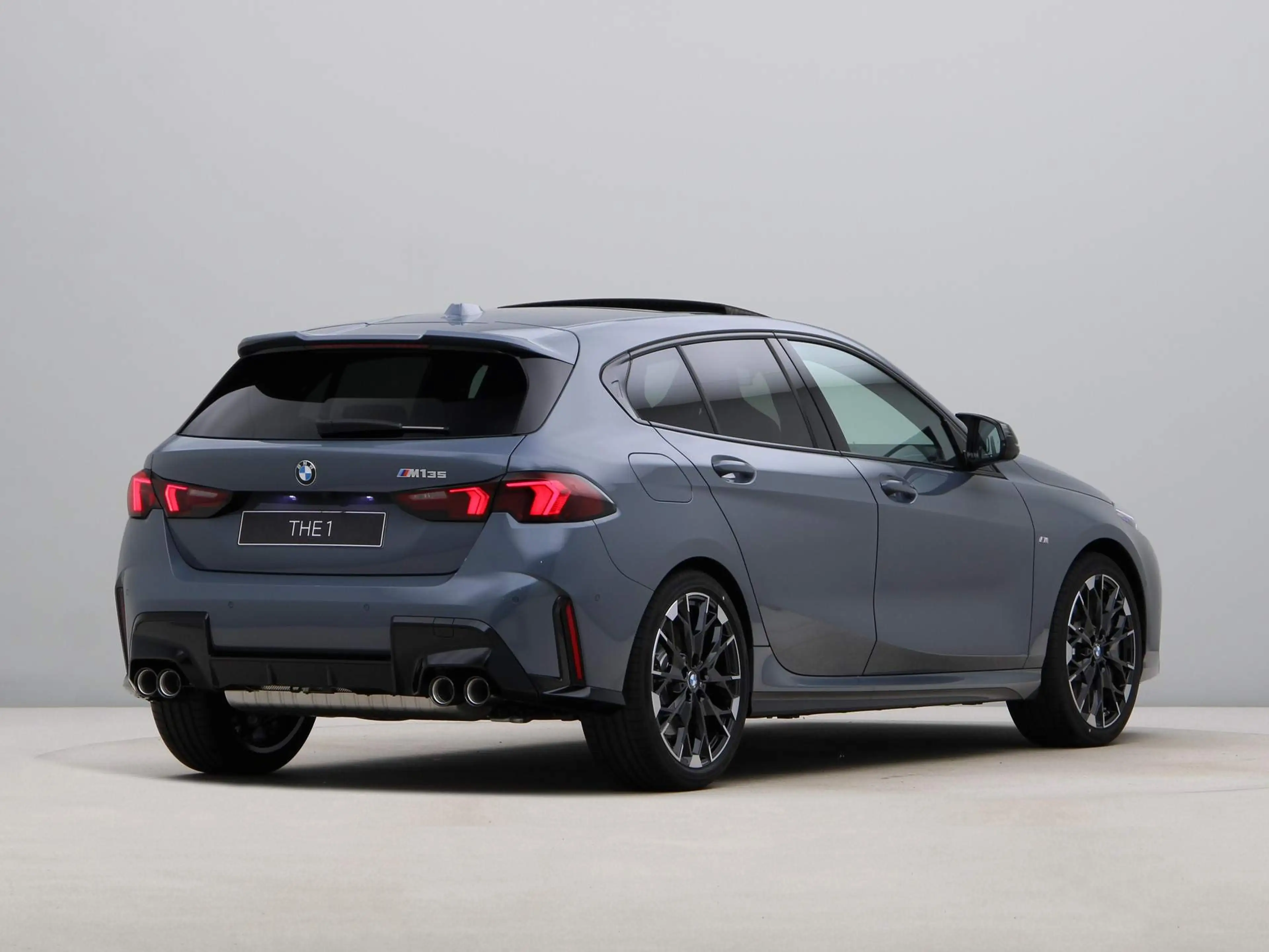 BMW 135 1 Serie M135 xDrive — photo 9