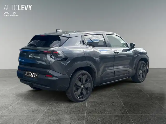 Toyota Urban Cruiser view 6