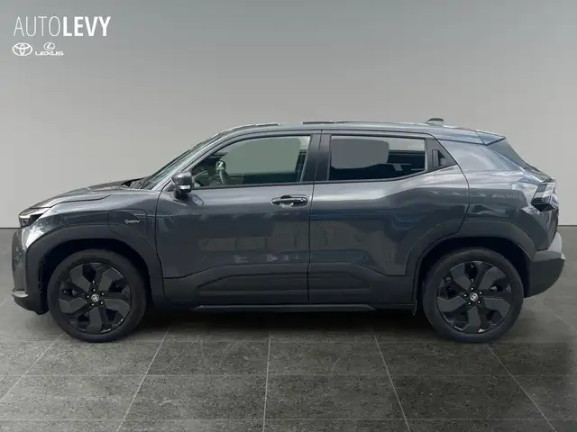 Toyota Urban Cruiser view 3