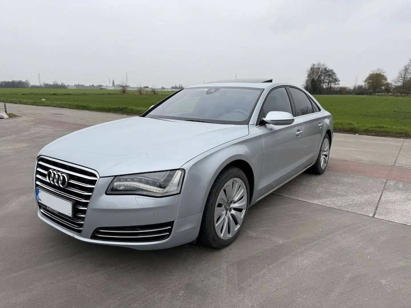 Audi A8 A8 2.0 TFSI Hybrid tiptronic *EXPORTPRIJS* Argent - 1