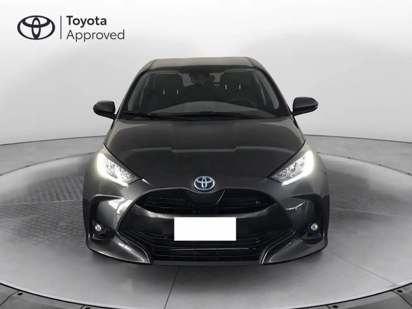 Toyota Yaris 1.5 hybrid Trend Grigio - 2