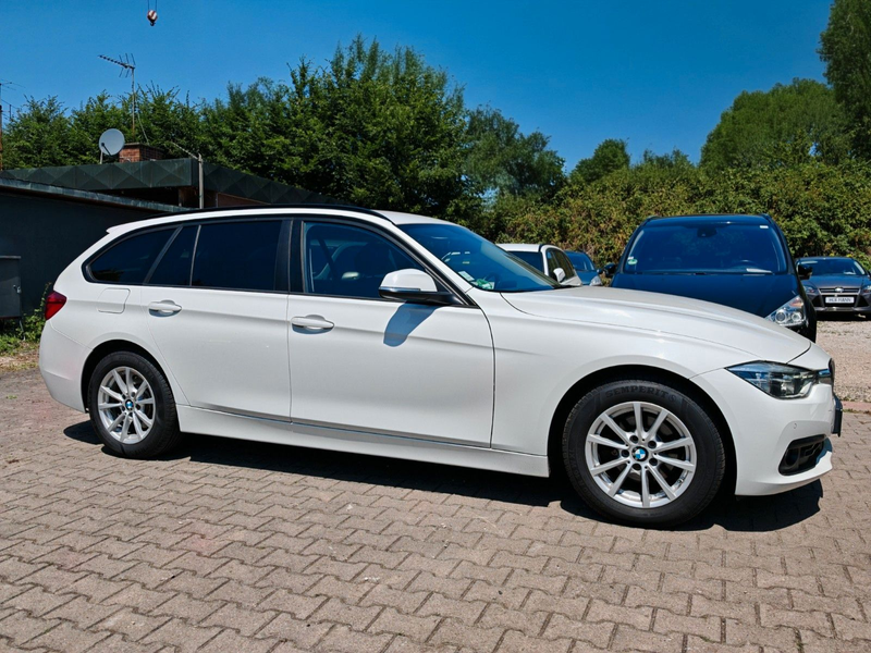 BMW 318 d Aut 2.0 d  Advantage  TOP Navi LED 2 Hand — photo 9