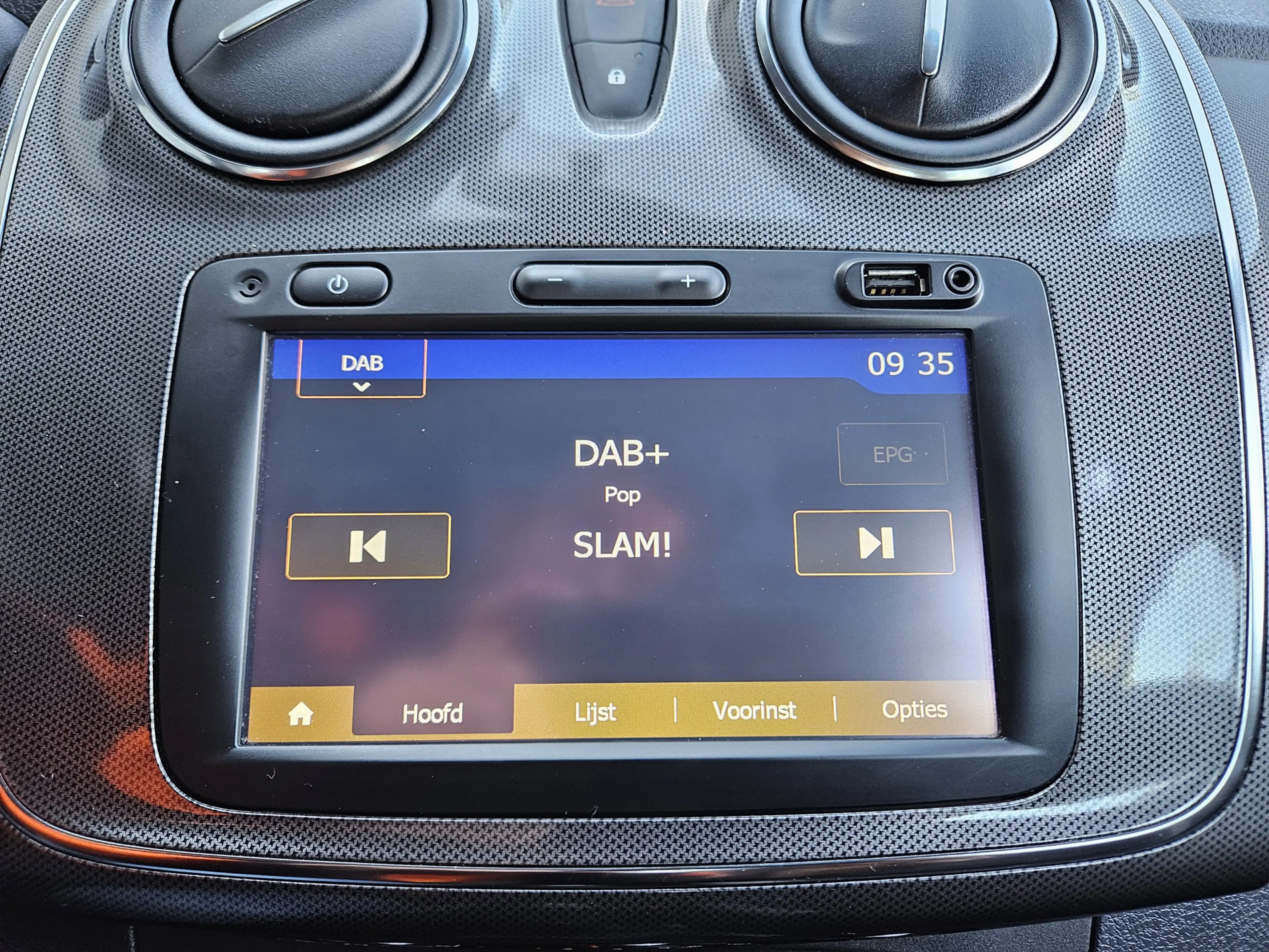 Dacia Logan MCV 0.9 TCe Stepway Inclusief Afleveringskosten — photo 13
