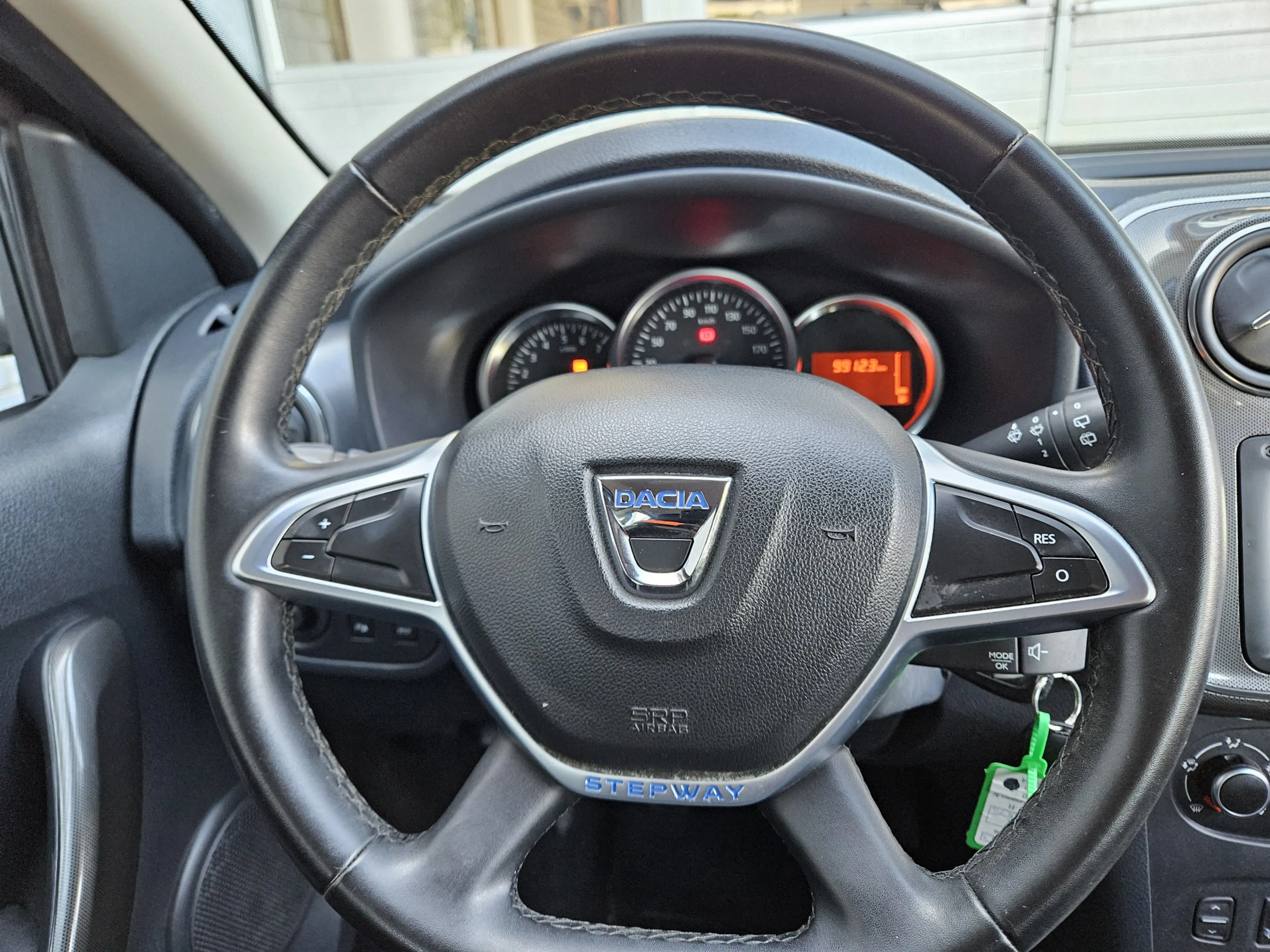 Dacia Logan MCV 0.9 TCe Stepway Inclusief Afleveringskosten — photo 8