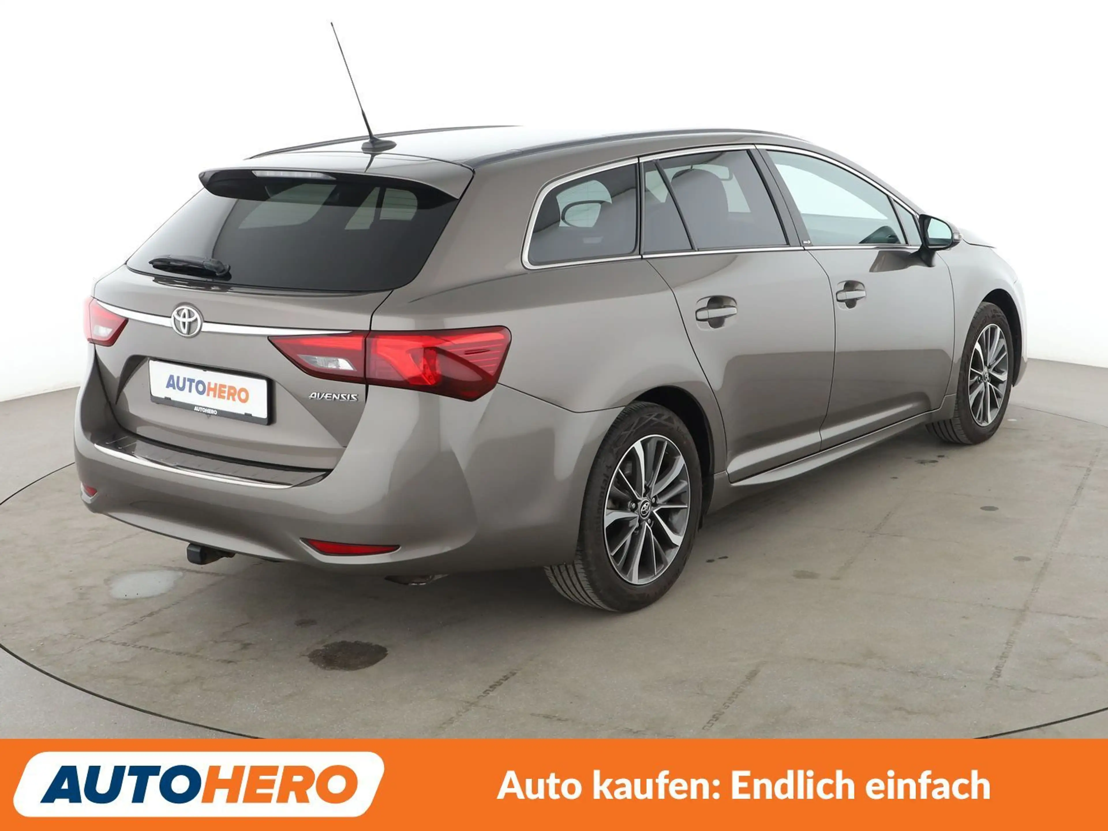 Toyota Avensis 1.8 Edition-S+*NAVI*TEMPO*CAM*SHZ*LIM* — photo 6