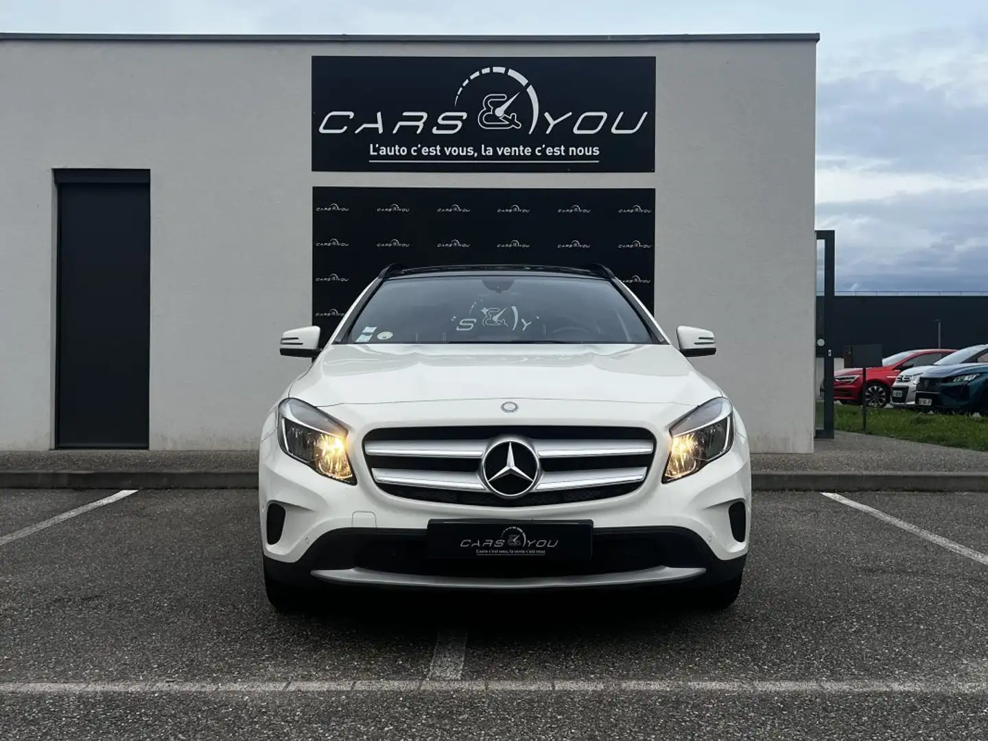 Mercedes-Benz CLASSE Fascination / BVA / Toit panoramique / Attelage Weiß - 2