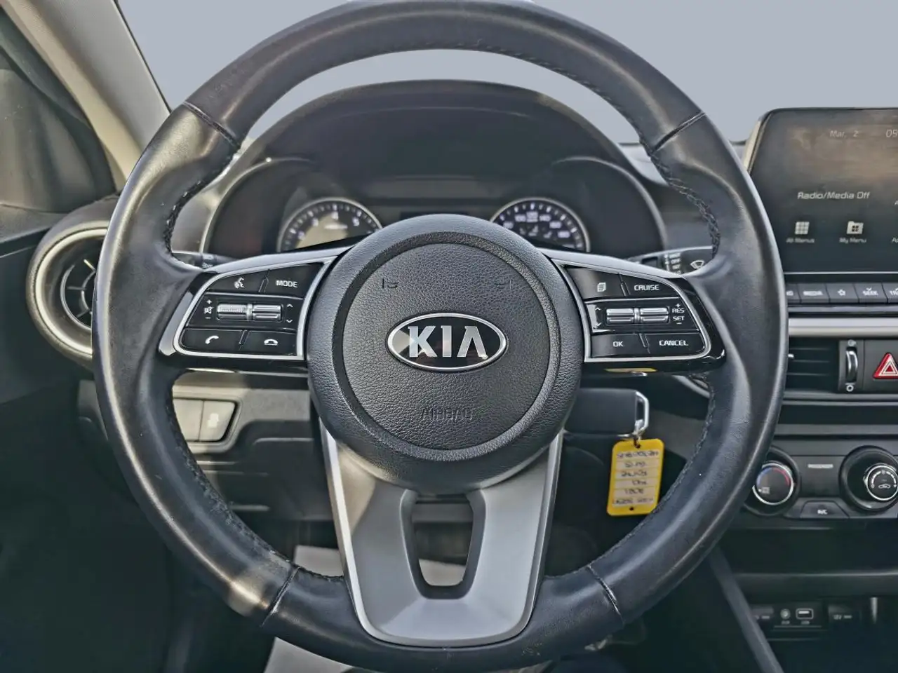 Kia Forte снимка Kia Forte