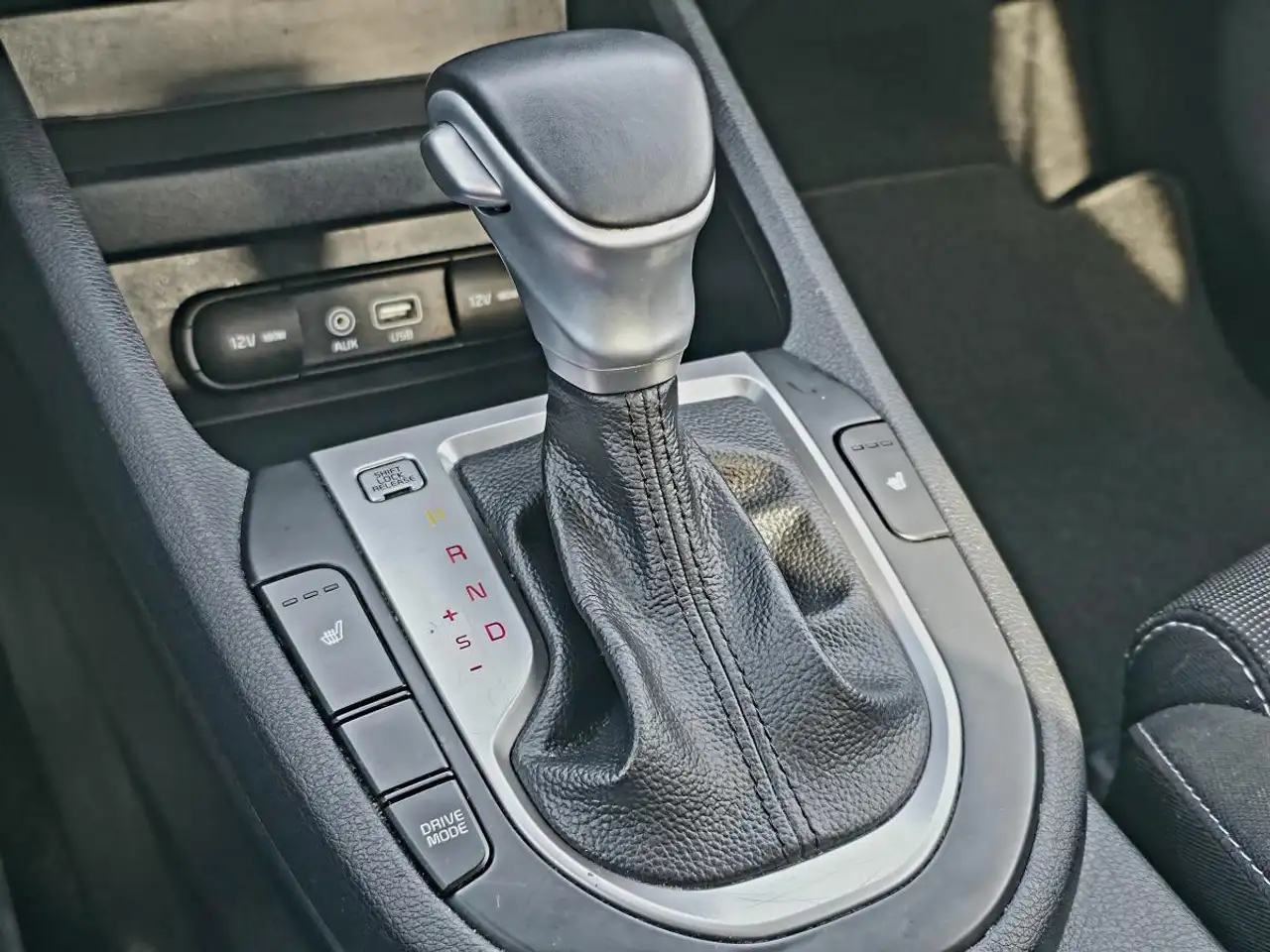 Kia Forte снимка Kia Forte