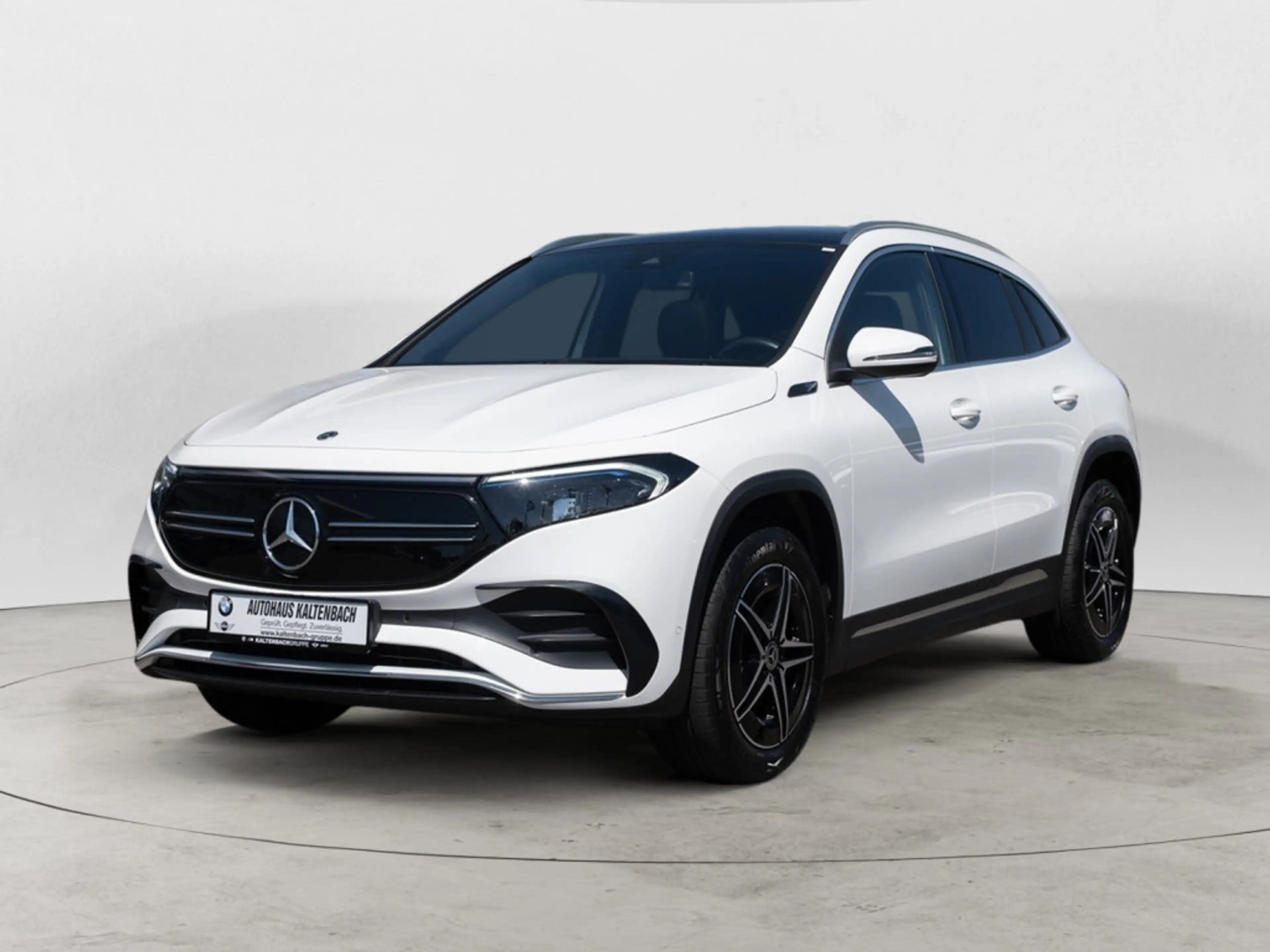 Mercedes-Benz EQA 250 AMG Line PANO AHK LED NAVI KAMERA SHZ — photo 2