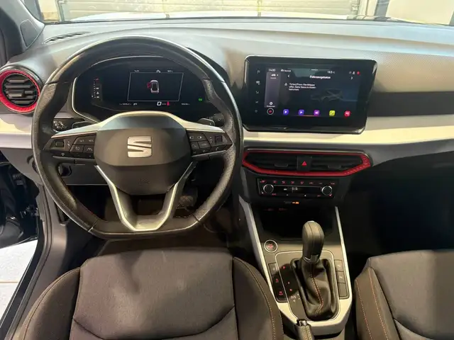 Seat Arona view 9