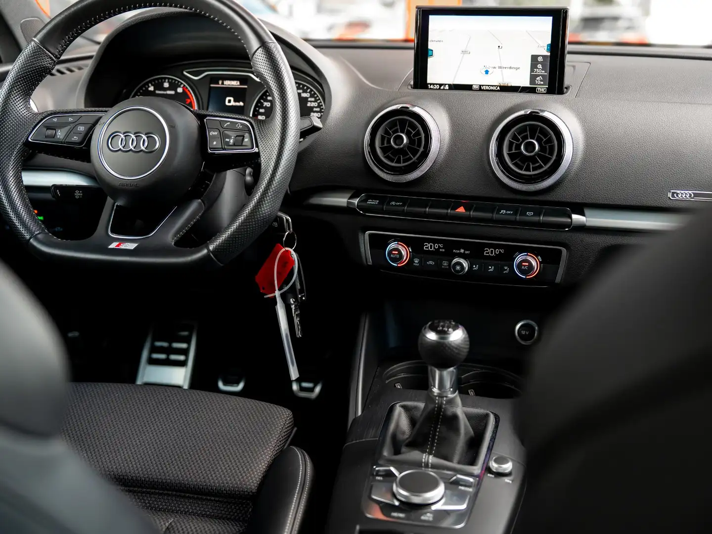 Audi A3 Sportback 35 TFSI CoD Sport S Line Edition | 3x S- Grijs - 2