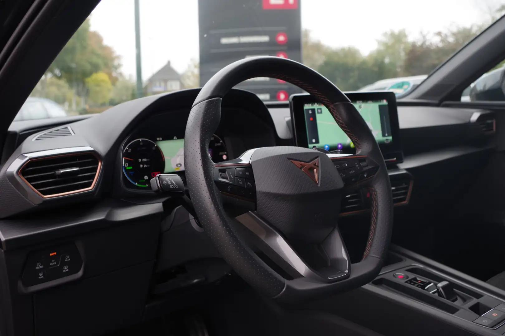 CUPRA Leon 1.4 e-Hybrid 245 PK VZ Adrenaline PHEV, Stoelverwa Negro - 2