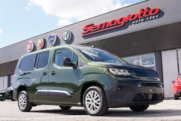 Passo Lungo 1.5d 130cv auto 7posti VERDE TOSCANA