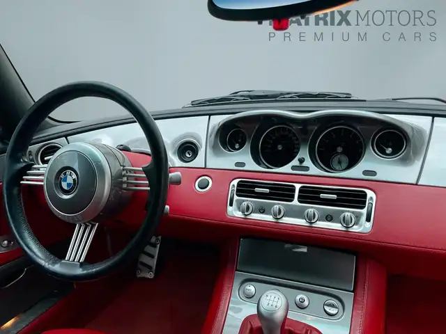 BMW Z8 view 11