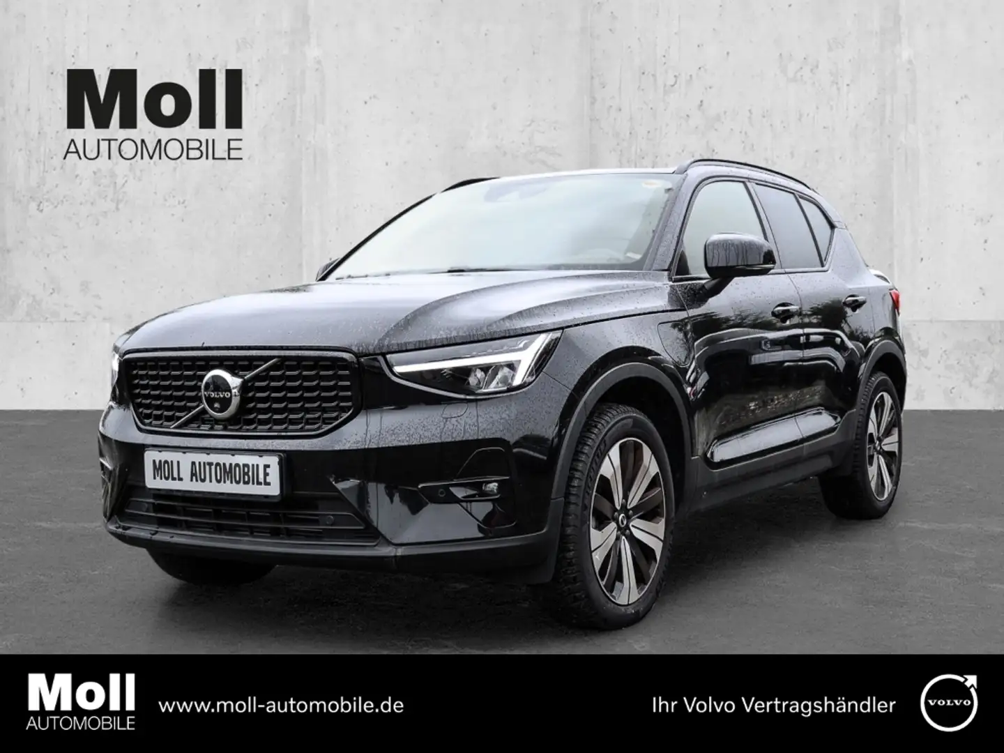 Volvo XC40 Plus Dark Recharge Plug-In Hybrid 2WD T4 Twin Engi Schwarz - 1