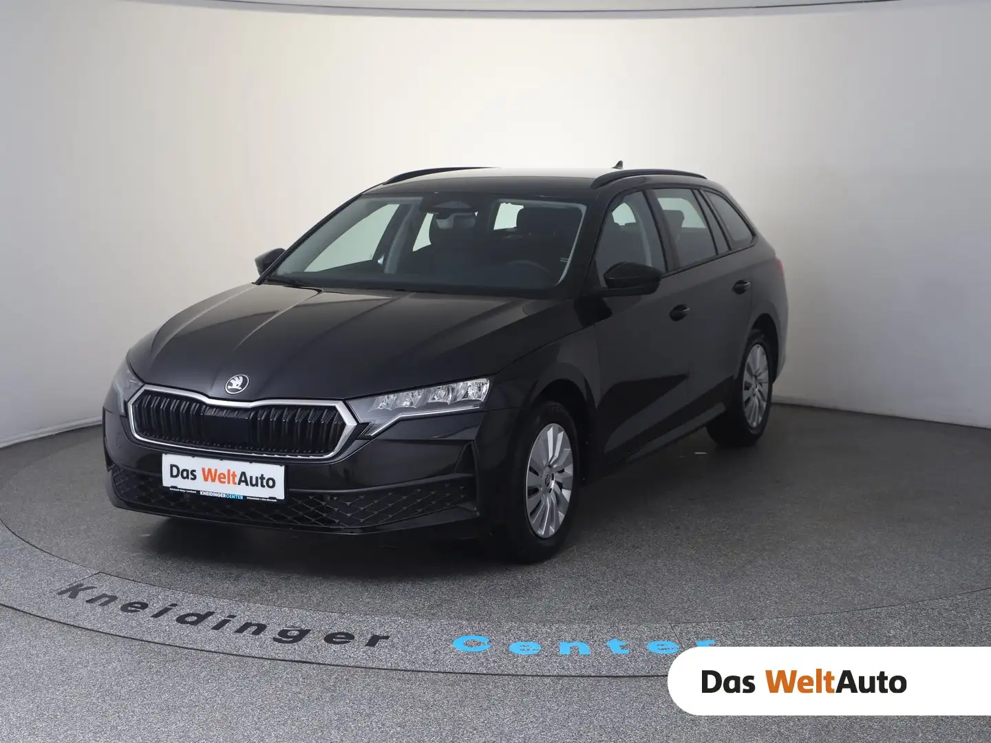 Skoda Octavia Essence TSI mHEV DSG Schwarz - 1