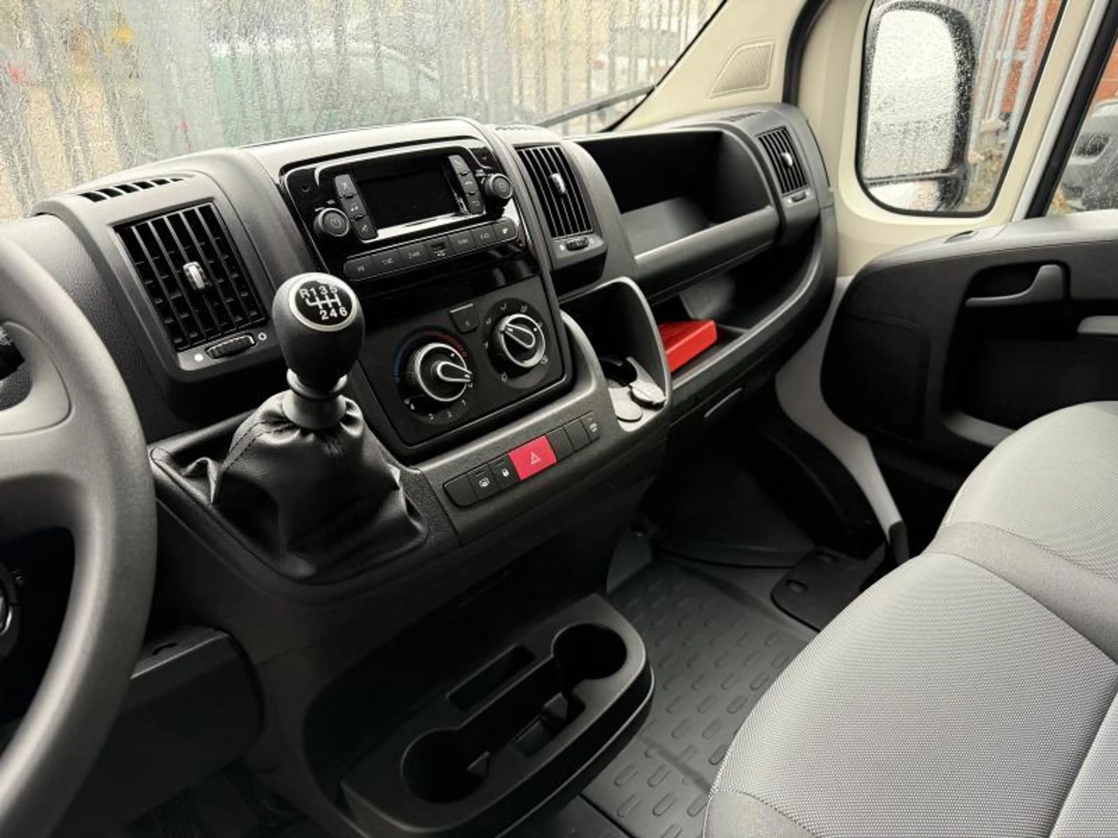 Opel Movano L3H2 — photo 14