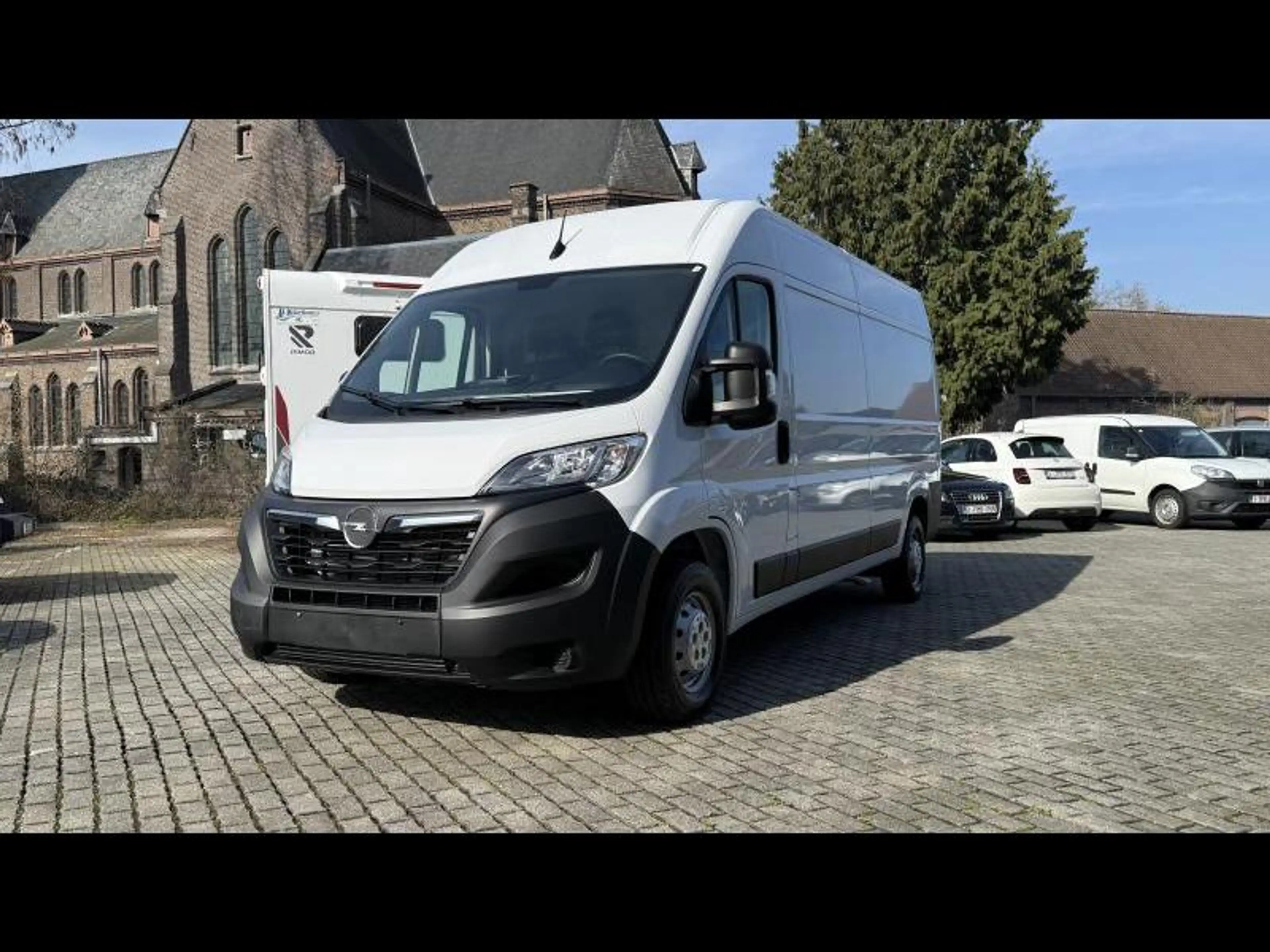 Opel Movano L3H2 — photo 2