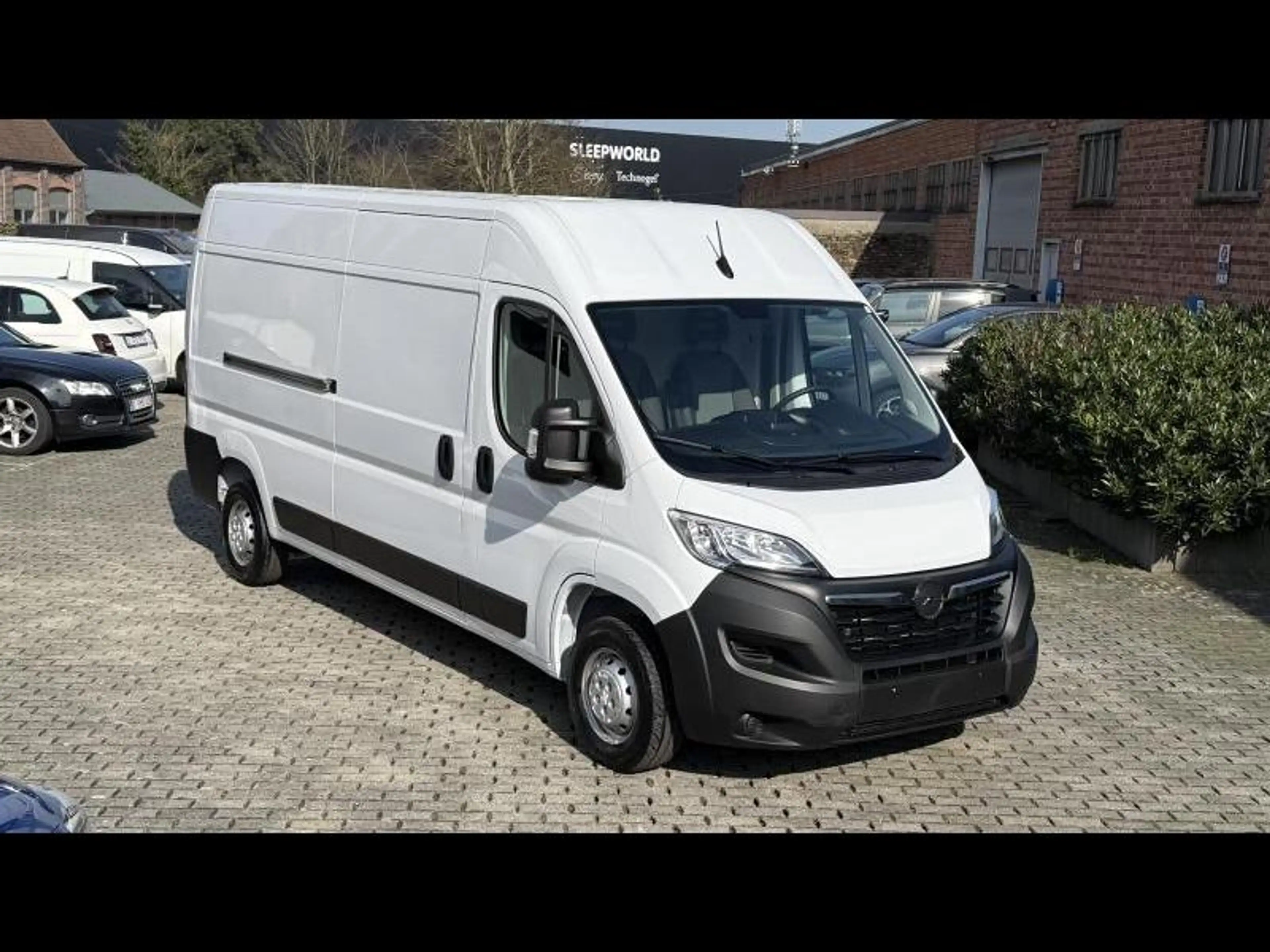 Opel Movano L3H2 — photo 4