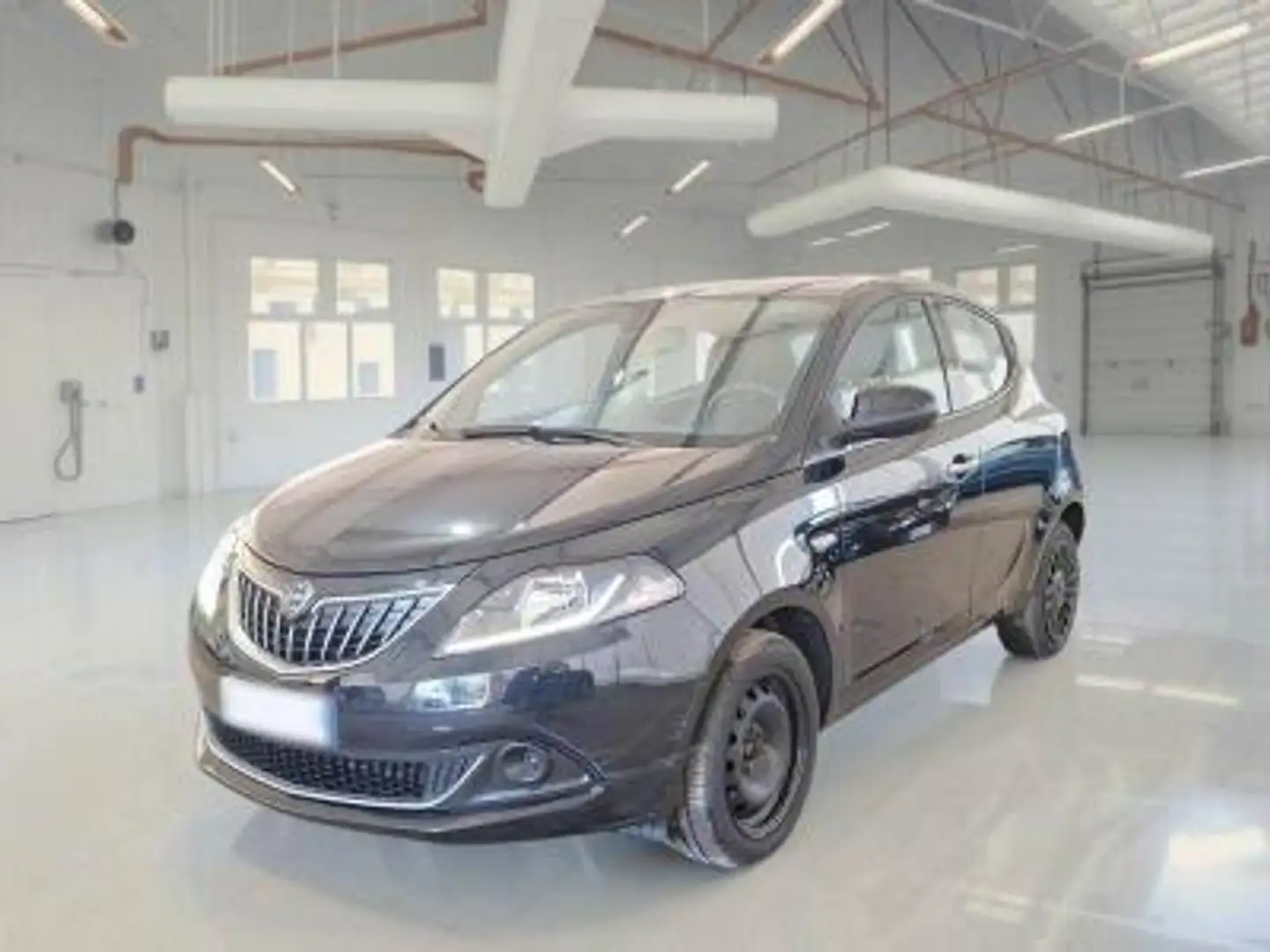 Lancia Ypsilon 1.0 firefly hybrid Silver s&s 70cv Noir - 1