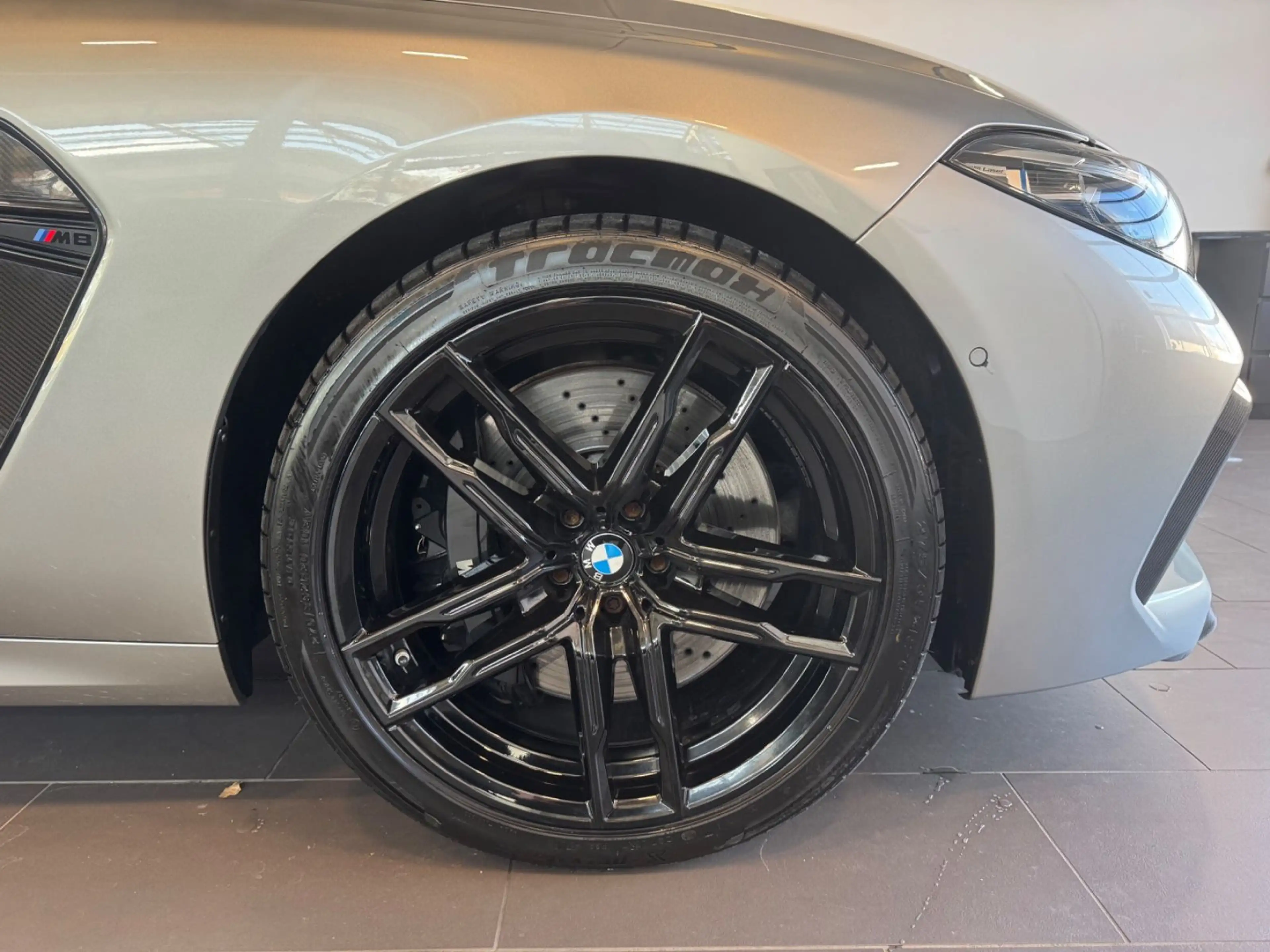 BMW M8 GC Competition *B&W/CARBON/DRIVERS-PACK/VOLL* — photo 11