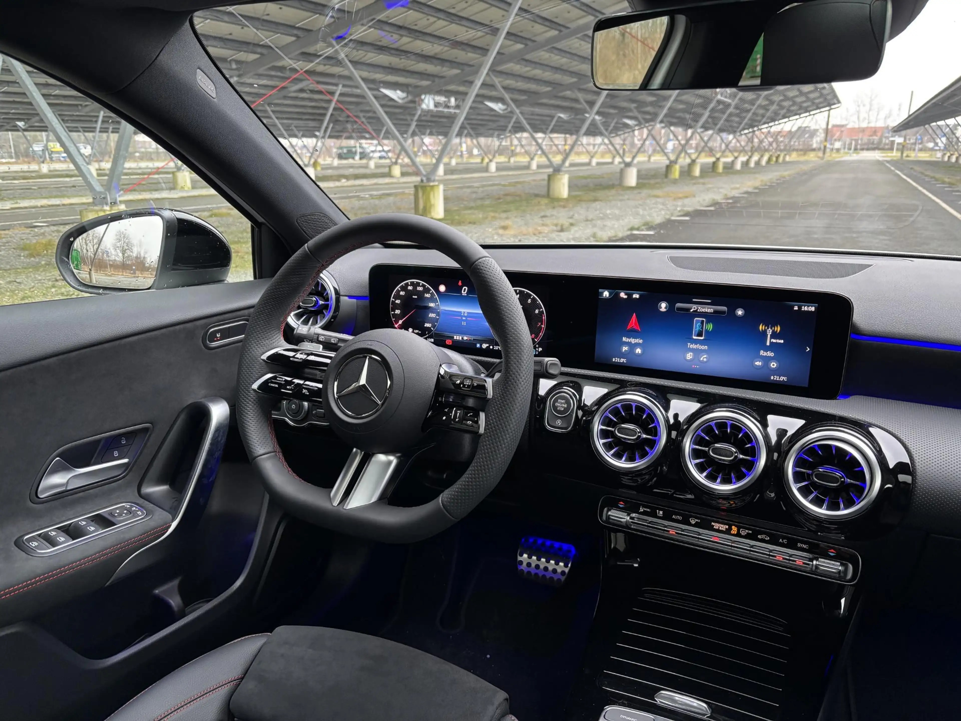 Mercedes-Benz A 180 Star Edition AMG Line | Night | Panoramadak | Mult — photo 12