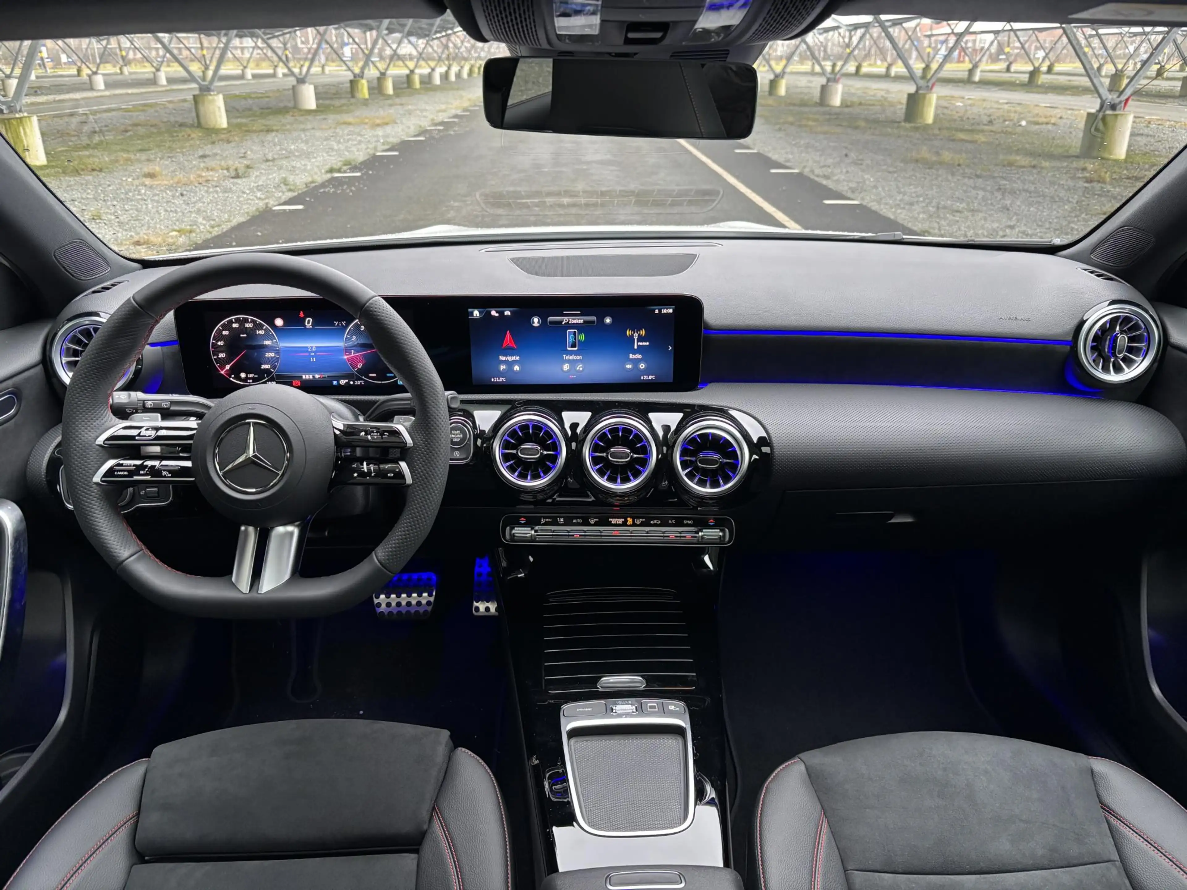 Mercedes-Benz A 180 Star Edition AMG Line | Night | Panoramadak | Mult — photo 13